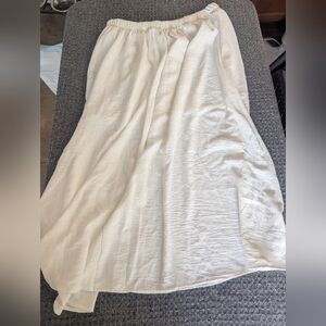 Women’s White Linen-Blend Skirt